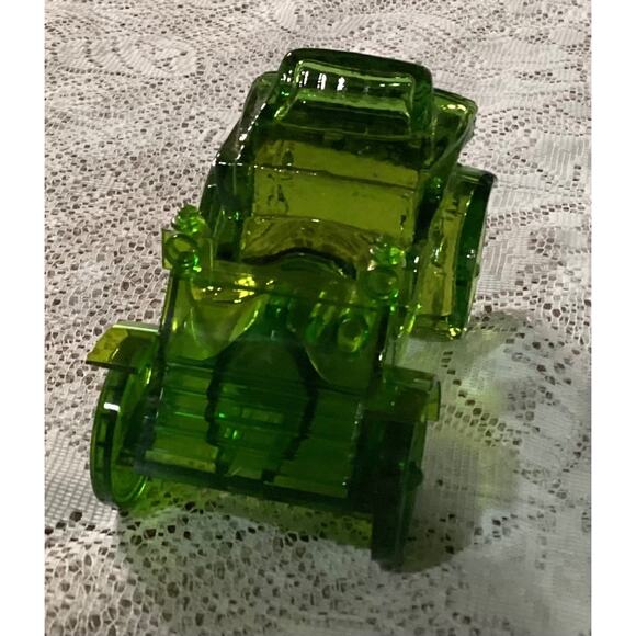 New Vintage Avon Golf Cart Bottle After Shave 5 OZ. - Picture 1 of 6
